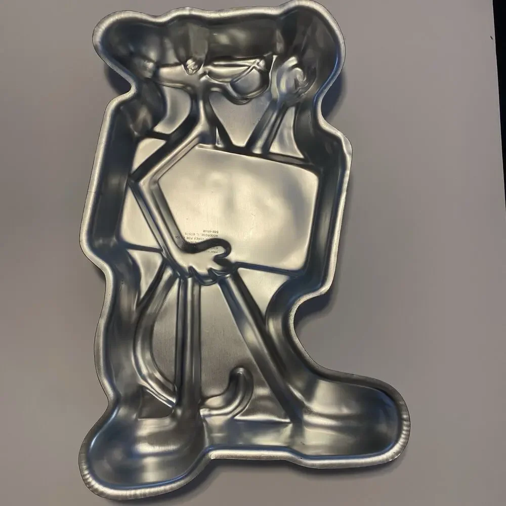 Vintage 1977 Wilton Pink Panther Cake Pan Mold 502-4548 Aluminum